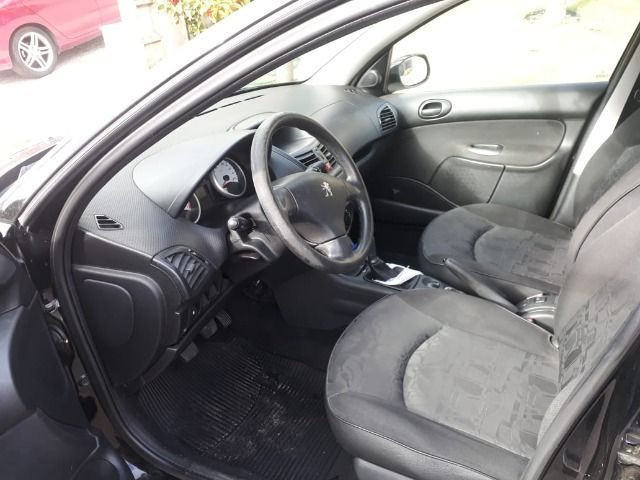 Peugeot 207 - Completo - Mecânica e Pintura em Perfeito estado - Foto 2