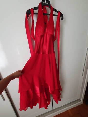 Vestido vermelho de festa