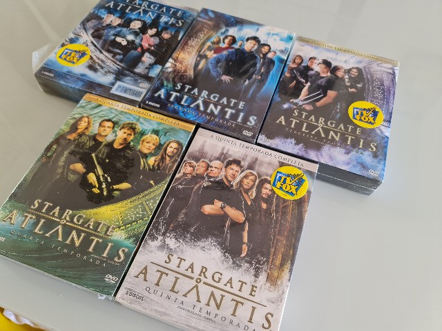 Dvd Stargate Atlantis Coleção Completa (25 discos) - Raro, Novo