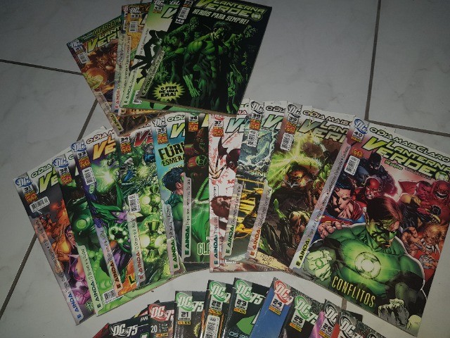Coleção Lanterna Verde - Panini Comics - Foto 2