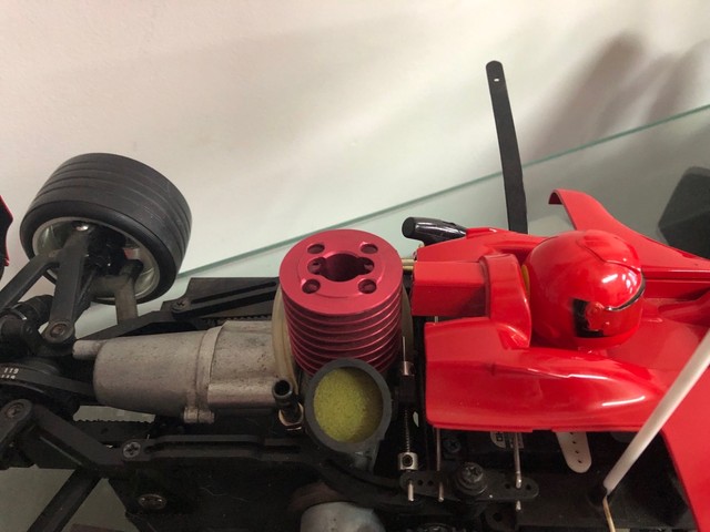Automodelo Ferrari F2004 combustão  - Foto 2