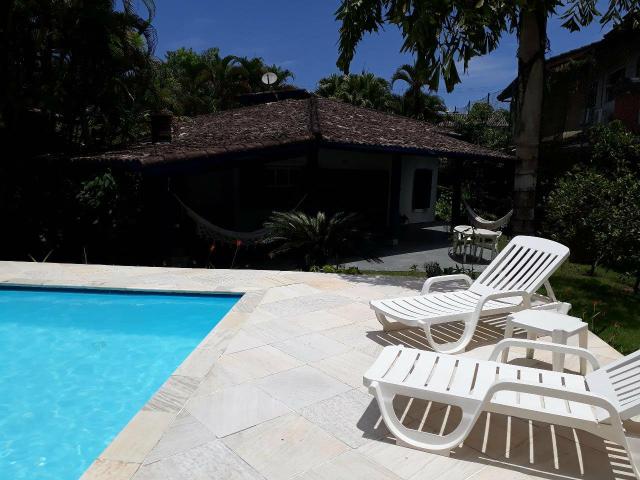 Alugo casas ,chalés e apartamentos para temporada Guarujá , Cambury, Maresias