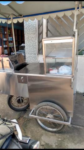 Carrinho de caldo de cana completo com maqna e estufa tudo em inox - Foto 3