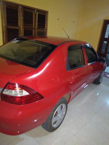Carro sedam