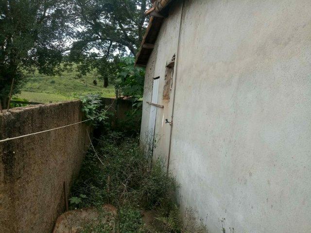 Só 40.000 essa casa!!!!Troca por carro - Foto 4