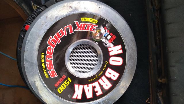 Vendo caixa com 3 nobreak 12 de 1500 RMS - Foto 2