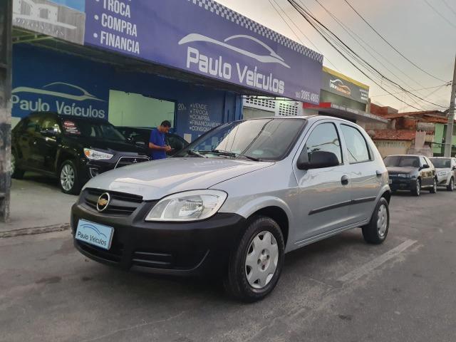 Celta 1.0 life 2009/2010 ar, trava, alarme e vidros