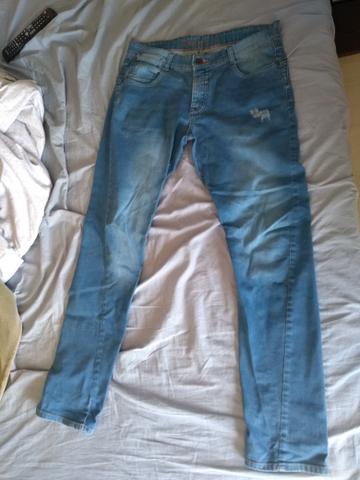 Calça jeans tamanho 44