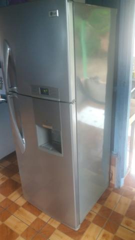 Vendo jeladeira LG linda - Foto 2
