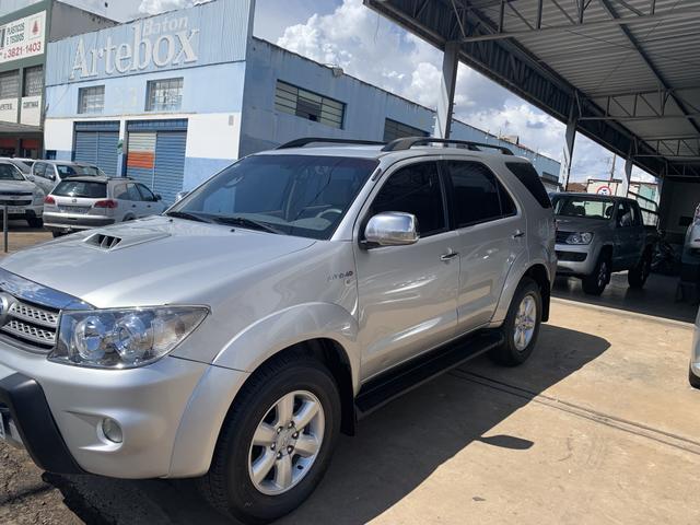 SW4 SRV 4x4 DIESEL 2011 AUTOMÁTICO 7L - Foto 4