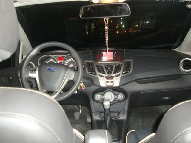 New Fiesta se sedan 1.6 8V Flex 5P - Foto 4