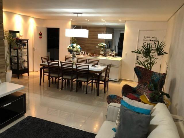 Lindo apto com 132 m2 mobiliado, c/ 3 vagas de garagem ao lado do Mirante São Gonçalo - Foto 2
