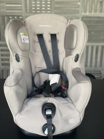 Cadeirinha de transporte de crianças para carro