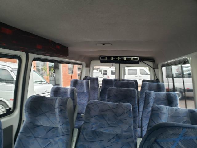 Sprinter ano 2010 16 lugares - Foto 4