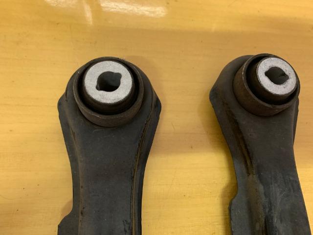 Braço suspençao traseira jeep renegade original cada lado 150 reais - Foto 5