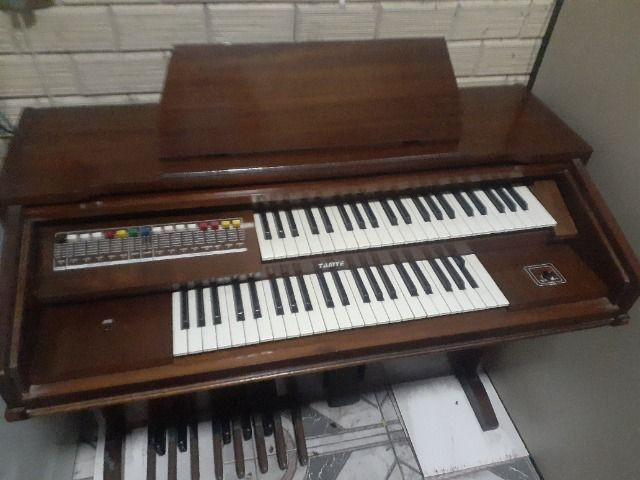 Órgão Eletrônico Tamye