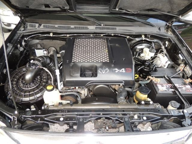 Toyota Hilux SW4 3.0 SRV 7 Lugares Diesel 4x4 2011/2011 - Foto 13