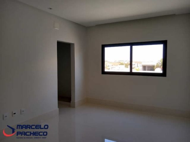 Excelente Casa de Esquina no Anaville - Foto 11