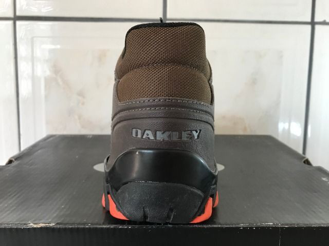 oakley hammer 2 marrom
