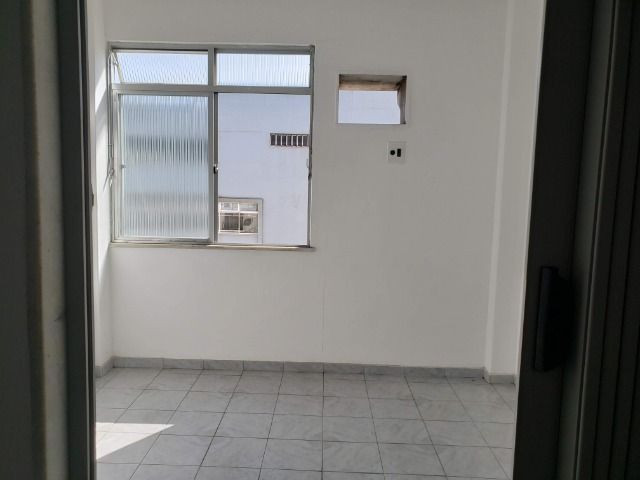 Apartamento 2 Quartos Elevador e Porteiro 24h Cascadura - Foto 7