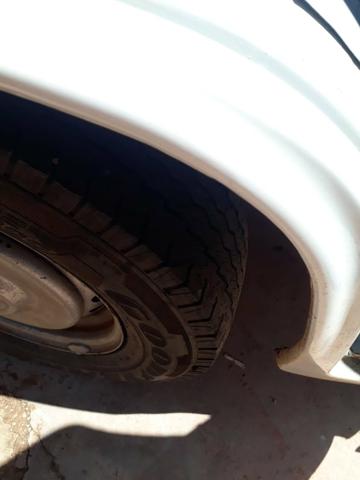 Vendo combi conservada em dias valor 25.000mil telefone wat *92 ou *36 - Foto 2
