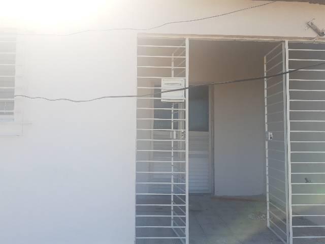 Aluga-se uma casa - Foto 2