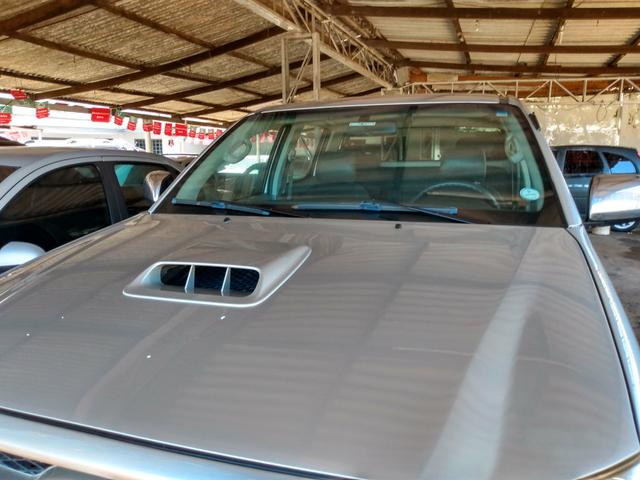 Hilux SRV d4d Automatica completa 4x4 diesel! - Foto 4