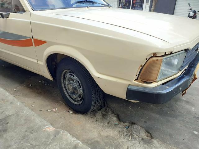 Vendo Ford pampa 86 em dias so pra transferir - Foto 3