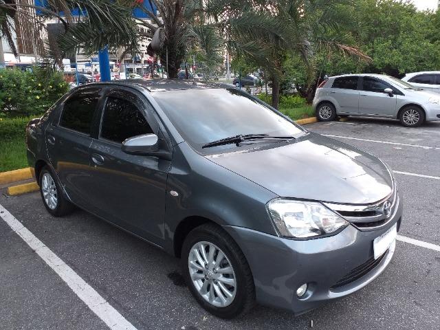 Etios Sedan XLS 1.5 16V 2014 Mec. Completo com GNV - Foto 2