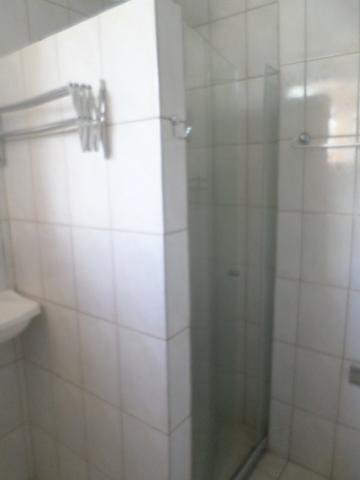 Ondina - Apartamento de quarto e sala com varanda de frente para a Avenida - Foto 20