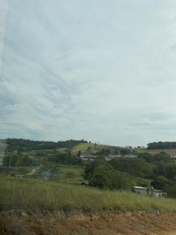 Desfrute desse verde da janela de sua casa - Foto 2