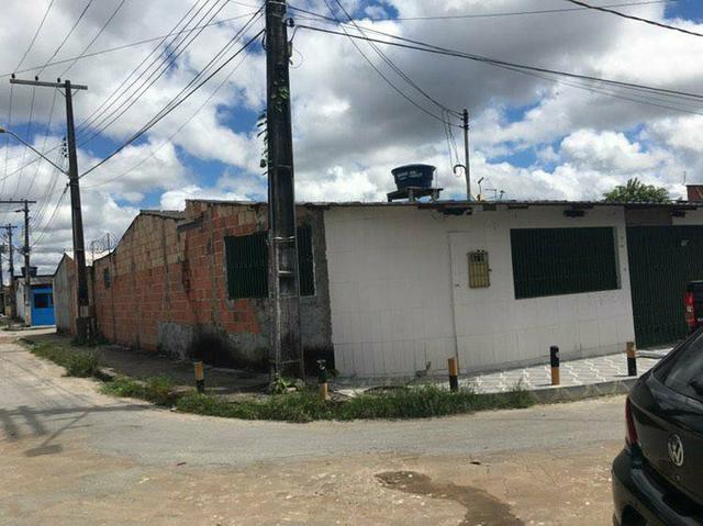 Vendo uma casa - Foto 2