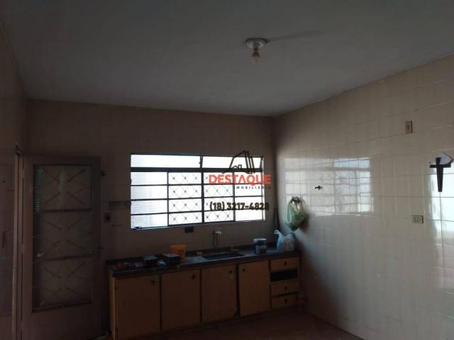 Casa com 3 dormitórios para alugar, 330 m² por R$ 2.700,00/mês - Vila Santa Helena - Presi - Foto 19