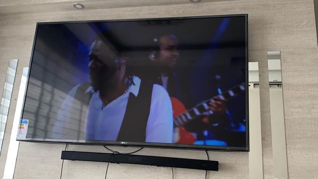 Tv nova 65 lg qled 4k - Foto 3