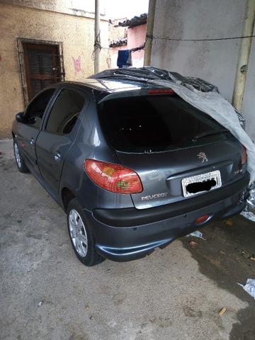 Peugeot 206 vendo ou troco moto de menos valor
