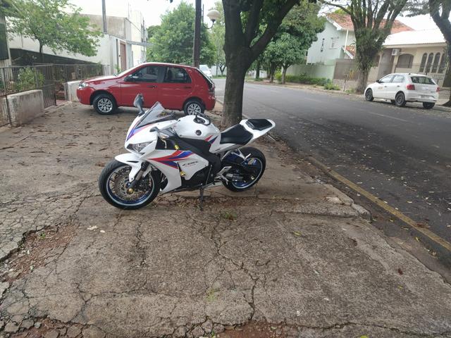 Cbr1000rr 42,500 - Foto 4