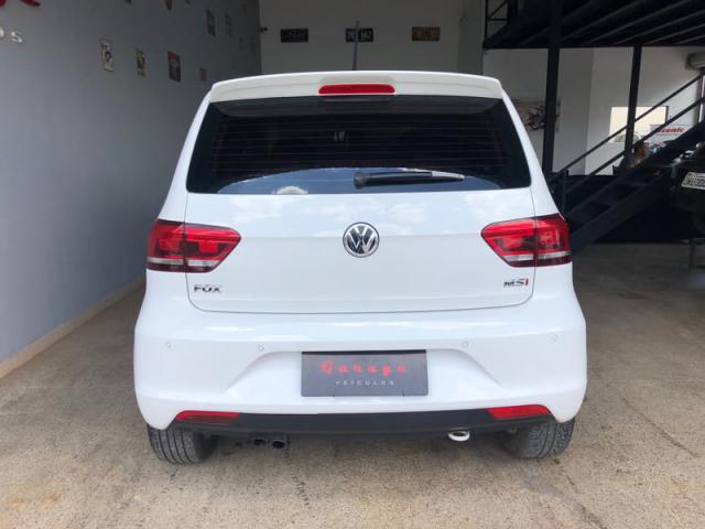 VOLKSWAGEN FOX 1.6 | 2015 impecável, sem detalhes revisado - Foto 13