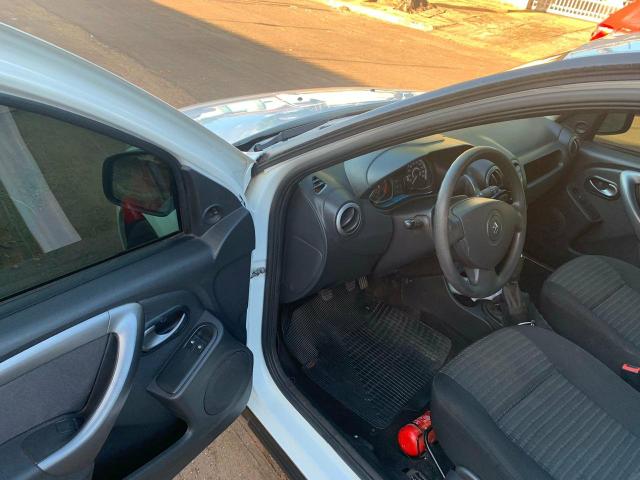 Vendo ou troco Sandero ano 2013 motor 1.6 valor 20.900 - Foto 3