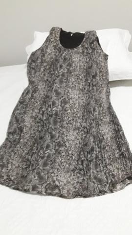 Roupas e Sapatos - Foto 2
