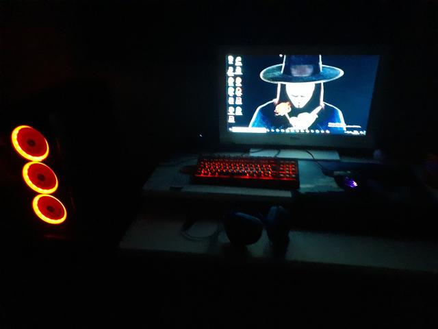 Pc Gamer+Teclado e mouse(sem monitor).Roda tudo