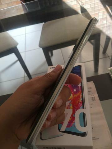 Samsung A70 com garantia, Impecável!! - Foto 6