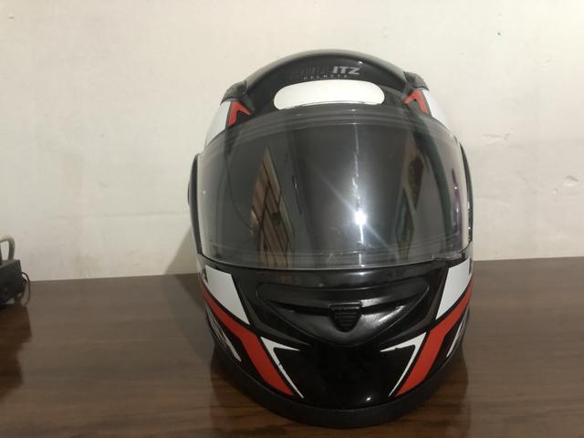 Capacete