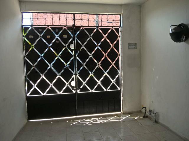 Excelente casa no Bonsucesso