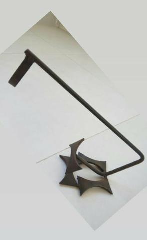 1 Suporte de ferro P vinho buffet ou decorativo novo cor dourado envelhecido