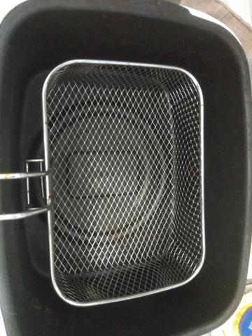 Fritadeira eletricar 220w