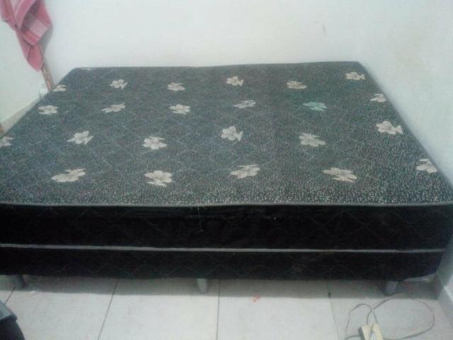 Vendo Cama Box Casal Usada - Foto 4