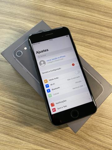 IPhone 8 64GB aceito cartão - Foto 2