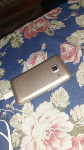 J1 mini funciona tudo so ta trincado celular simples - Foto 2