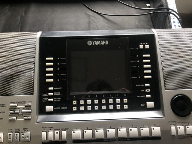 Teclado Yamaha S910