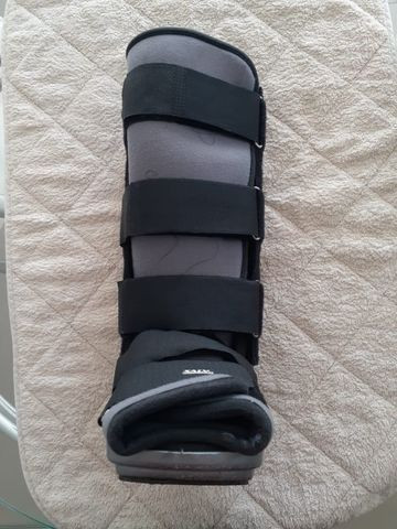 Bota ortopédica usada - Robofoot longa - Foto 3